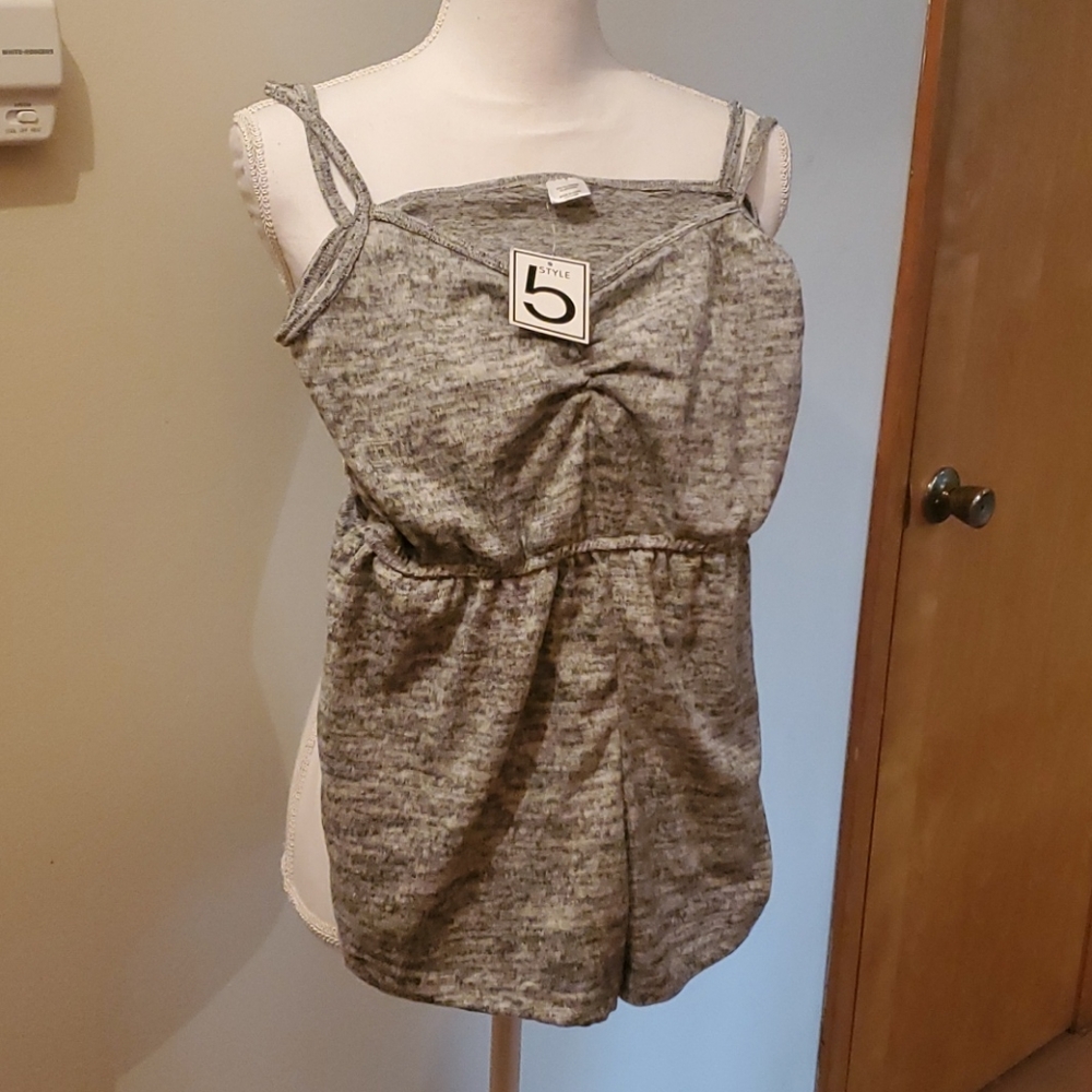 Style 5 romper size med